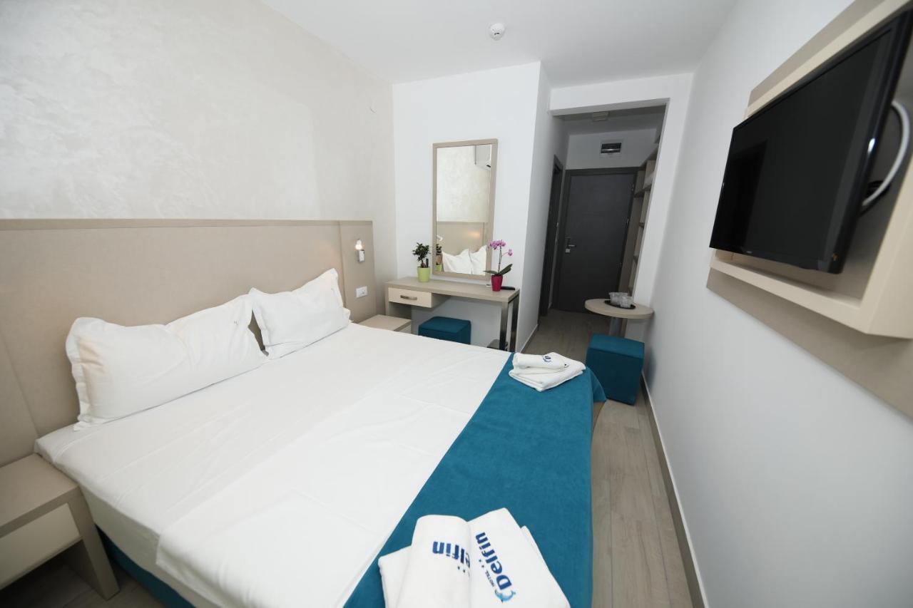 Hotel Delfin Mamaia Bagian luar foto