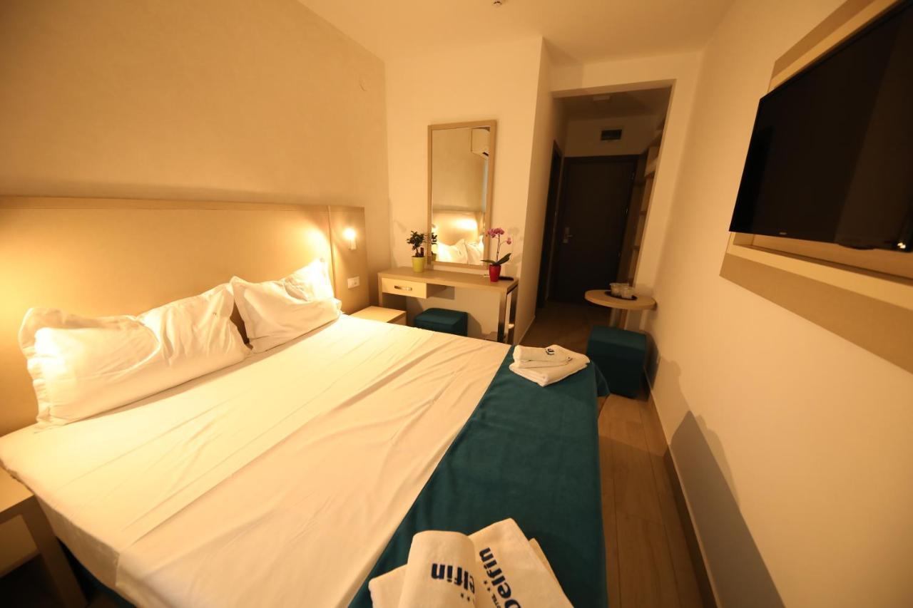 Hotel Delfin Mamaia Bagian luar foto