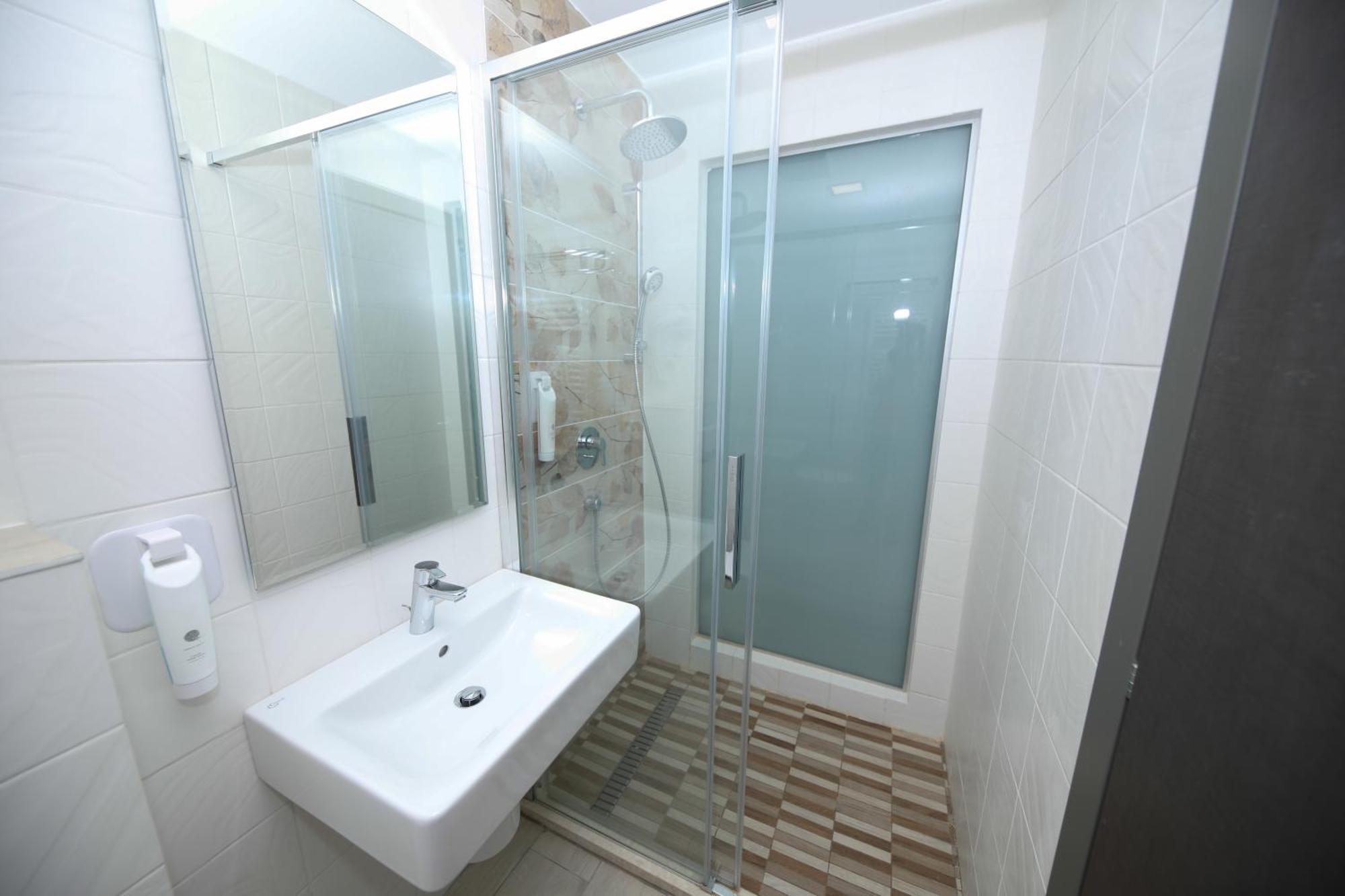 Hotel Delfin Mamaia Bagian luar foto